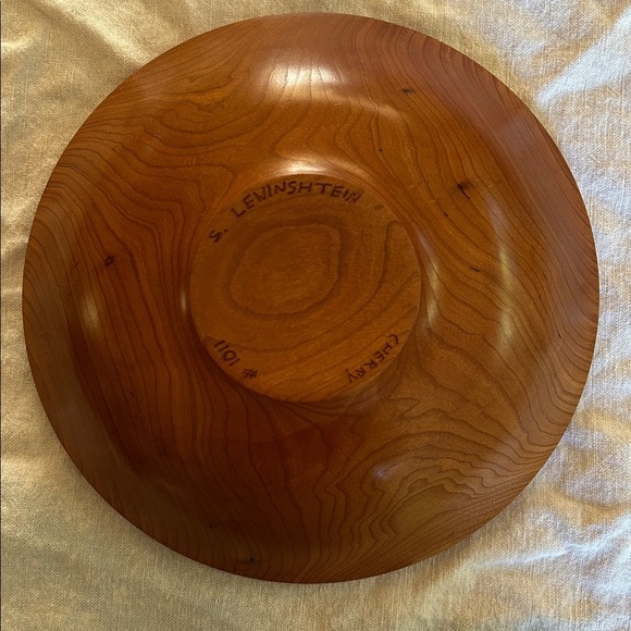 Elegant Wooden Solid Cherry wood Bowl, handmade, Waldorf maker - Picture 2 of 5